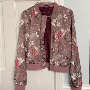 Light weight jacket